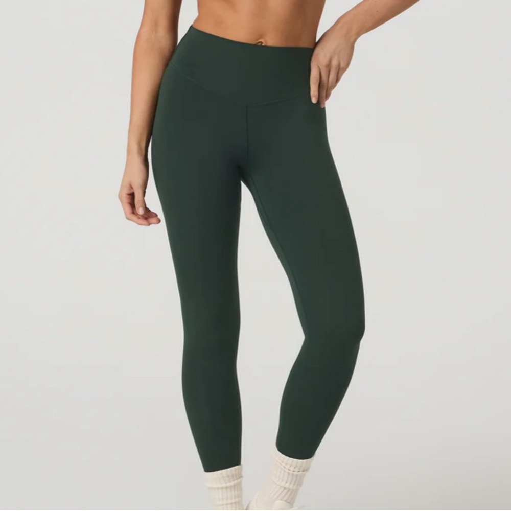 Vuori AllTheForm™ 7/8 Leggings | Evergreen | Small